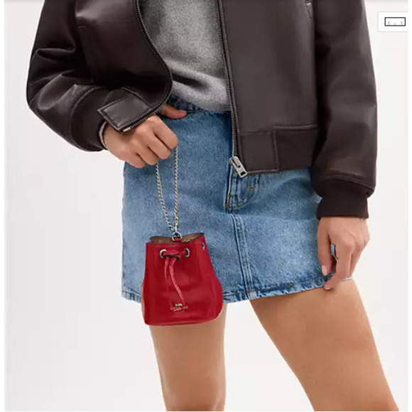 Coach Drawstring Wristlet Pouch Bag in Leather/Silver /Red CZ028 NEW - Picture 4 of 6